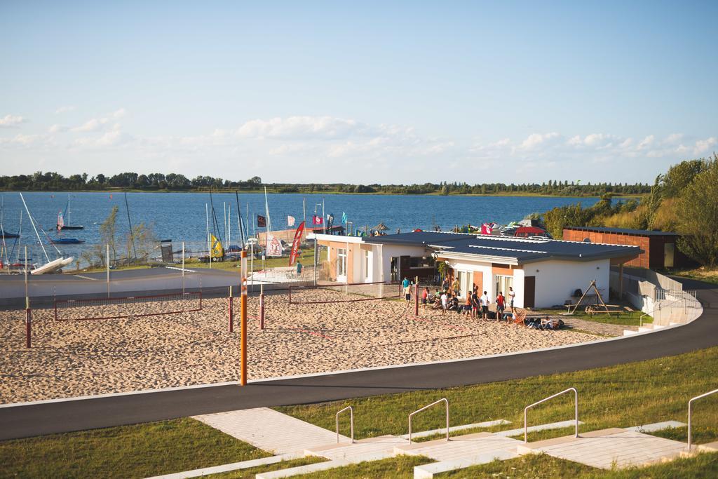 All-On-Sea Camp & Sport Resort Leipzig Am Schladitzer See ラックヴィッツ エクステリア 写真